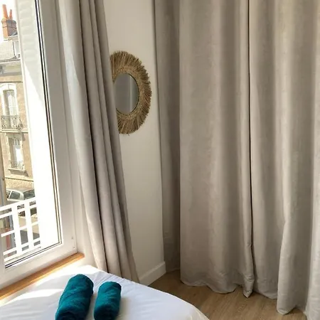 Hyper Centre Lumineux Avec Balcon * Tours