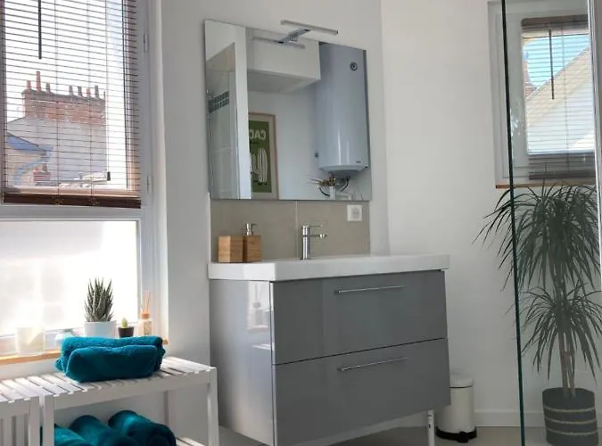 Hyper Centre Lumineux Avec Balcon